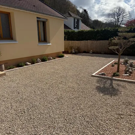 Escapade Nature 1 Place De Parking Et Jardin Paysager By Art De Voyager *